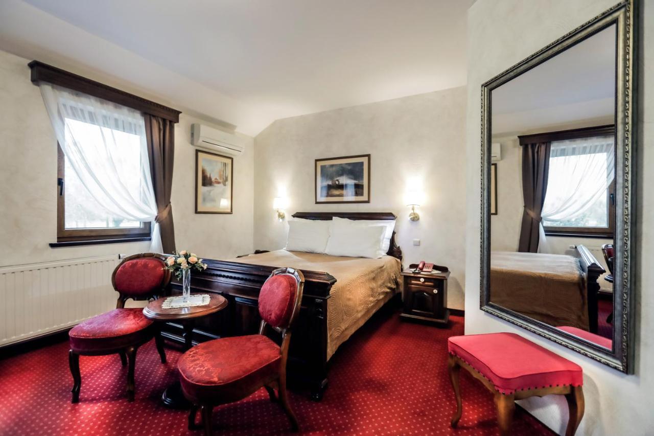 Hotel Dunav Ilok Exteriér fotografie